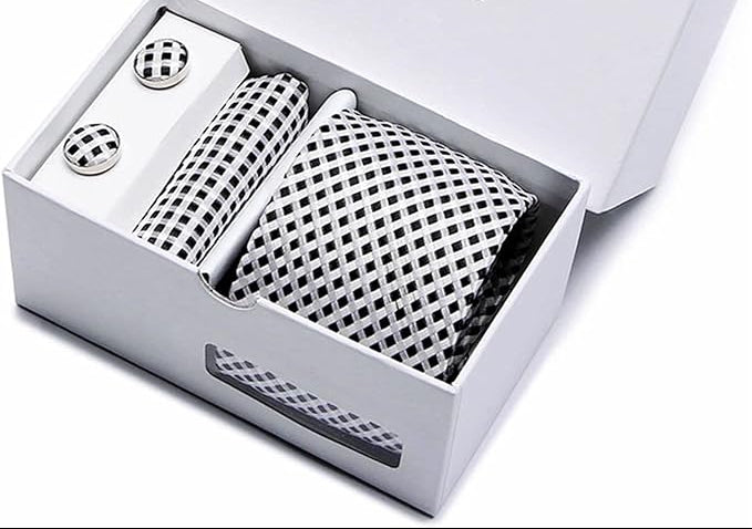 Assortiment d'accessoires pour hommes - La boutique son altesse